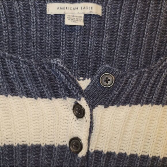 American Eagle Oversized Cropped Blue White Striped Chunky Knit Sweater XS - Picture 5 of 11